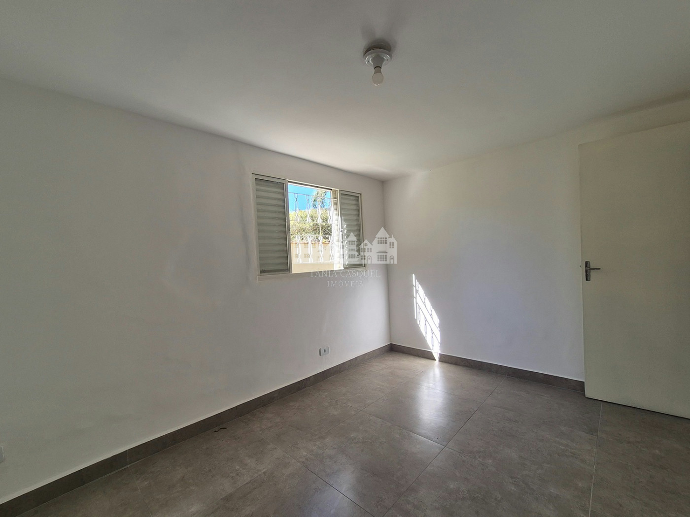 Casa à venda com 3 quartos, sendo 1 suíte, em Ribeirão dos Porcos, Atibaia - SP