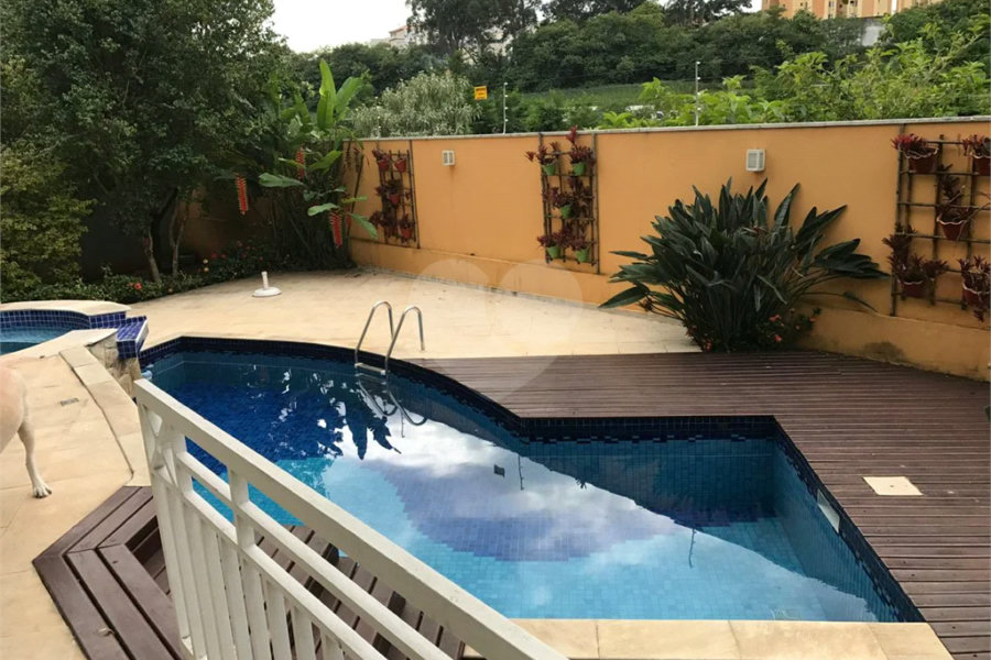Casa quatro dormitórios bairro do City America
