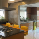 Apartamento na Mooca com 204 m² com vista maravilhosa, sendo 3 suítes e 4vagas.