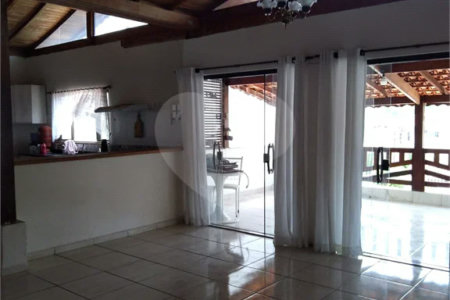 Casa com 3 dormitórios para locação, 222 m² - Vila Borghesi - São Roque/SP
