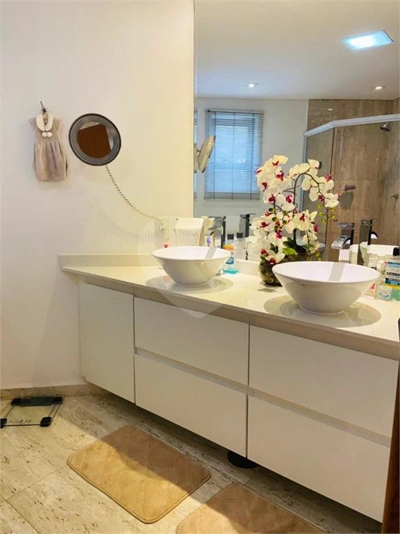 Apartamento com 170m² , 2 dormitórios , sendo 2 suítes , 3 vagas , à venda no bairro Jardim , em Santo André.