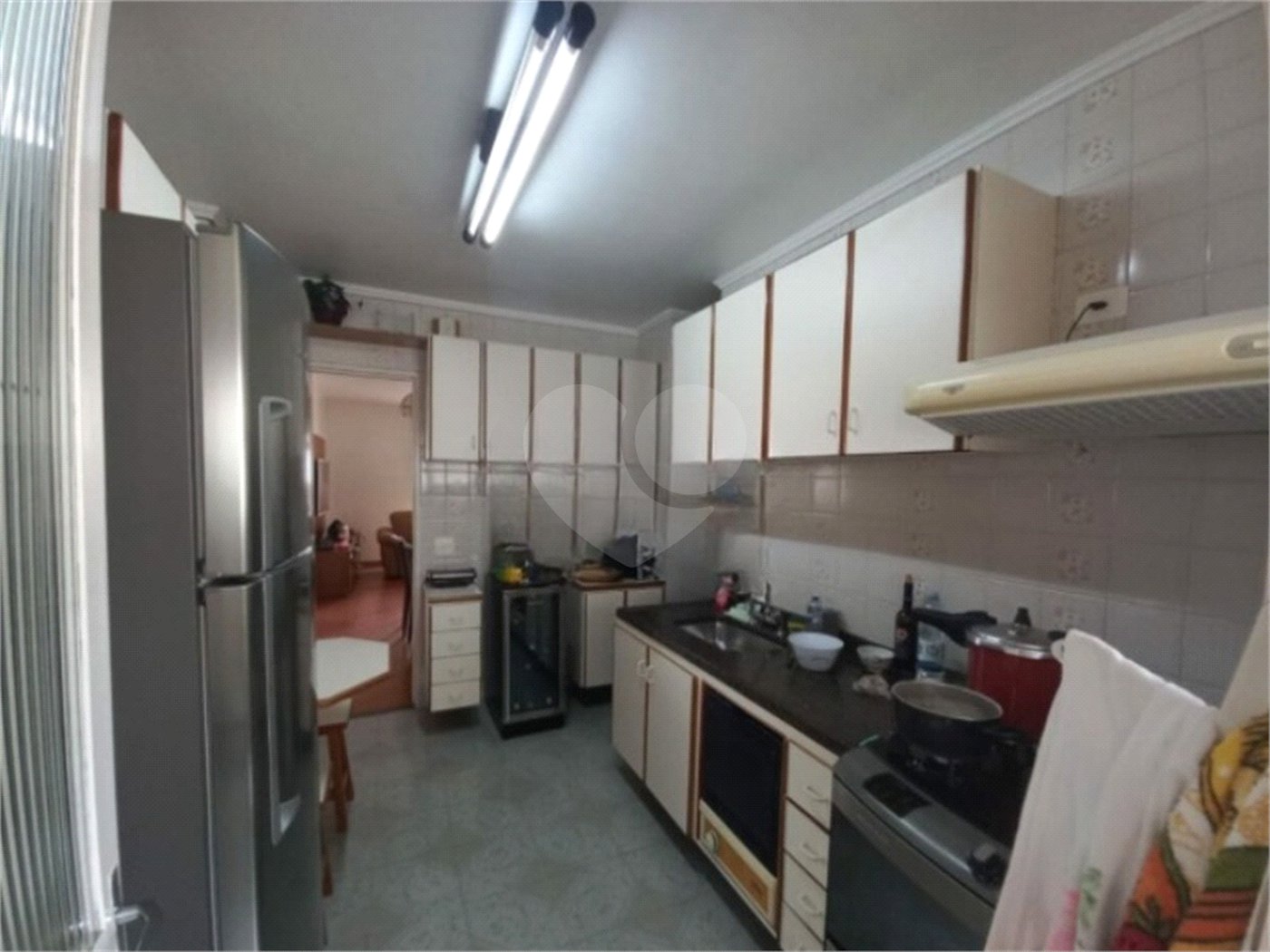 Apartamento a venda na Oscar freire - com 03 dormitórios e 02 vagas - Próximo Hospital das Clínicas