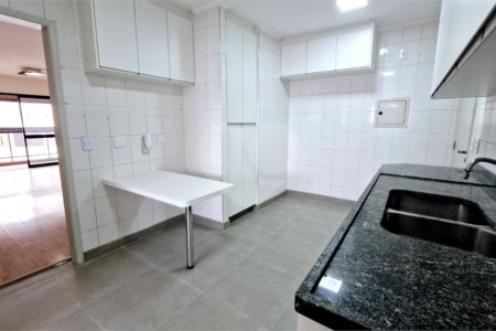 Apartamento à venda com 4 quartos, sendo 2 suítes, em Brooklin, São Paulo, SP