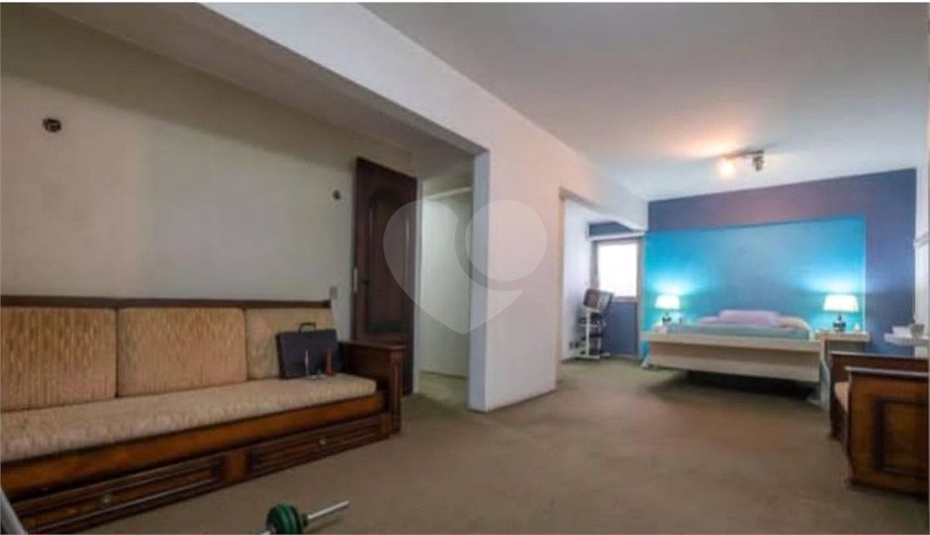 Apartamentro 3 dormitorios localizado no coração do Ibirapuera, ao lado do Ginásio do Ibirapuera,