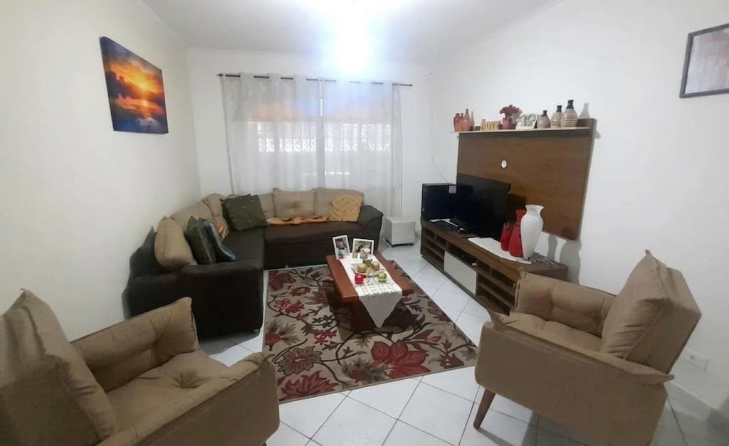 Sobrado à venda com 3 quartos, sendo 1 suíte, em Jardim Sarah, São Paulo - SP
