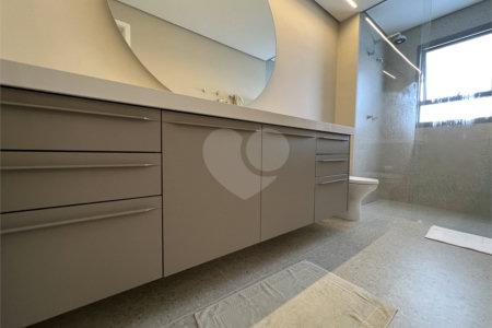Apartamento de Alto Padrão próximo à Praça Pereira Coutinho