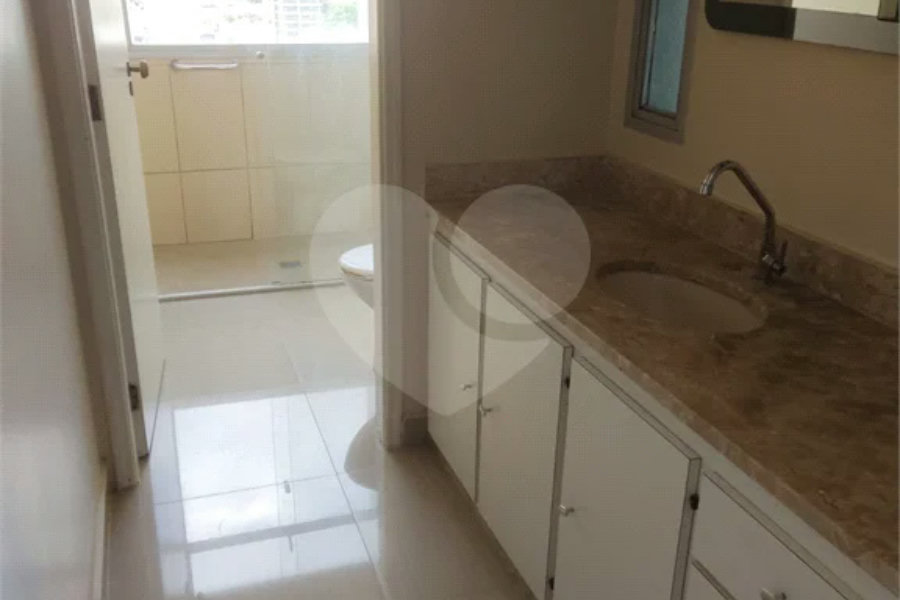 Apartamento à venda no Bairro Cidade Jardim - Piracicaba-SP.