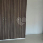 Lindo apartamento residencial mobiliado localizado na Vila Gumercindo.