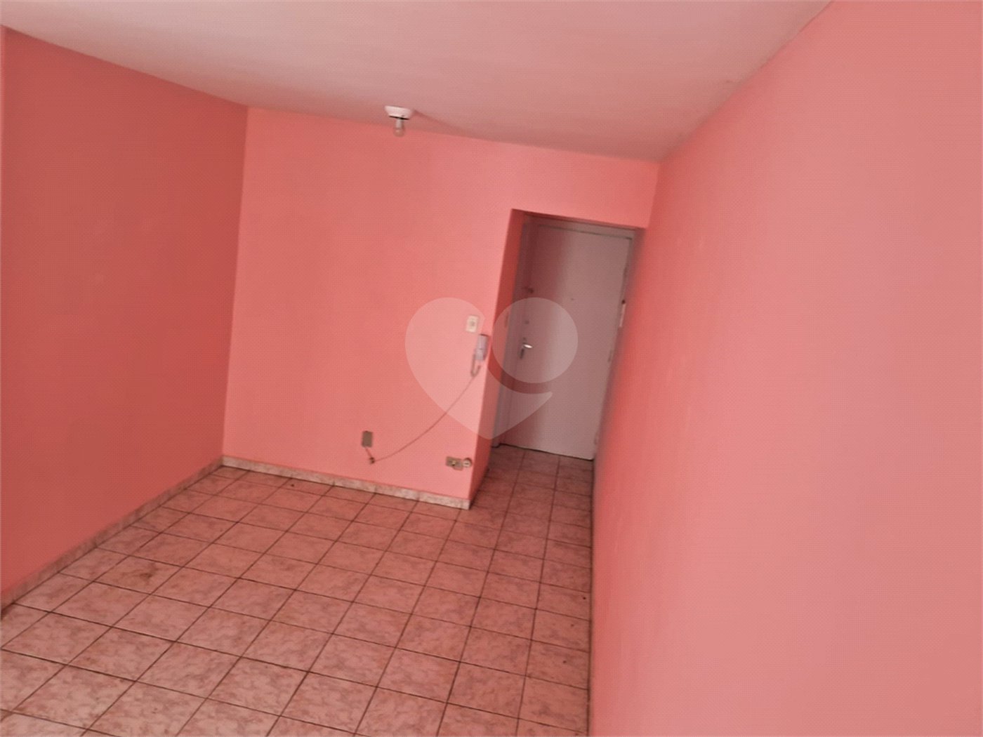 Apartamento a venda com 35m² perto de ônibus e Metrô