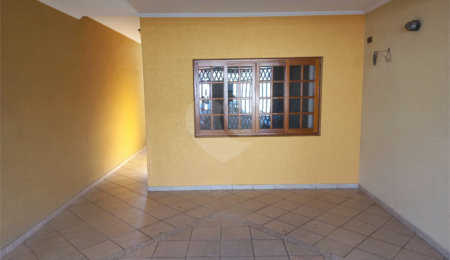 Casa à venda com 4 quartos, sendo 1 suíte,  em Jardim Nova São Carlos, São Carlos, SP
