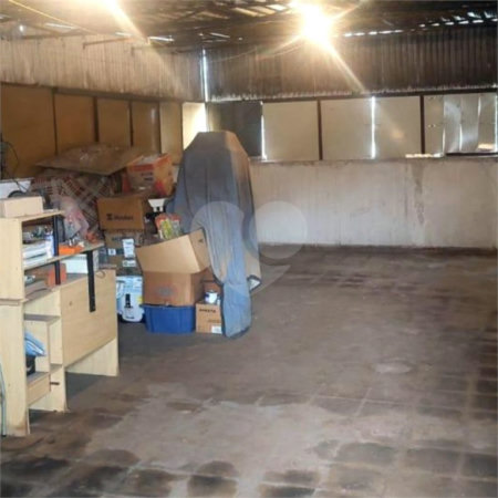 Sobrado de 284m2 na Saúde com 4 dorms, 1 suíte, 3 banheiros, 4 vagas. Estuda permuta.