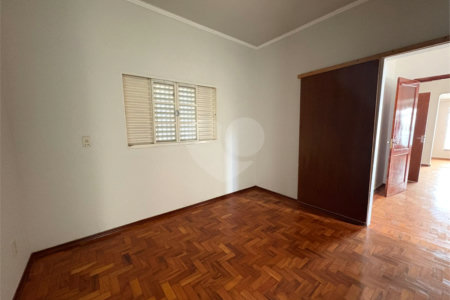 Ótima oportunidade para moradia ou investimento comercial!