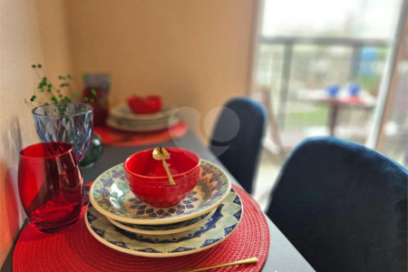 Apartamento Mobiliado a Venda no Campo Belo