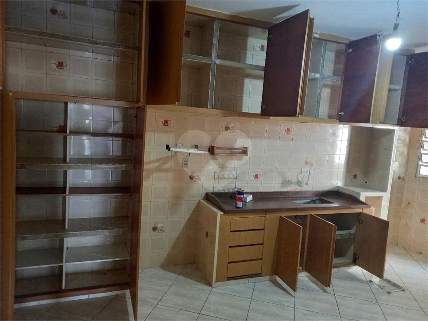 Casa com 147m² , 2 dormitórios , sendo 1 suíte , 2 vagas , à venda , no Parque das Nações , em Santo André.