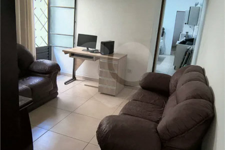 Casa com 2 quartos na Vila Brasileira em Mogi das Cruzes/SP