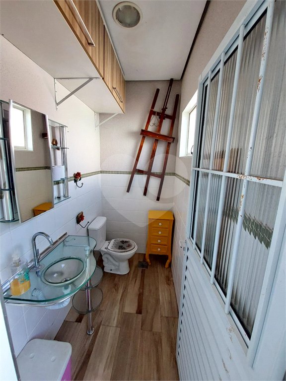 Casa residencial com ponto comercial a venda no Centro