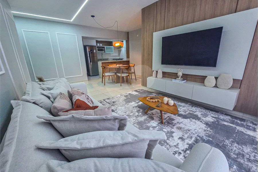 Apartamento à venda com 3 quartos, sendo 1 suíte, em Riviera de São Lourenço, Bertioga, SP