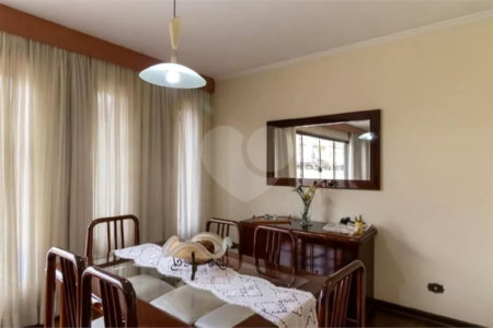 Casa a venda na Região da Saúde