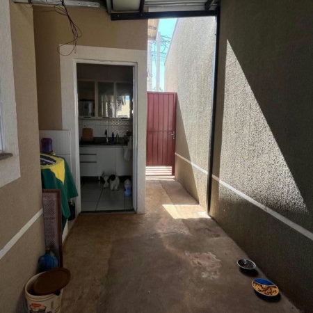 Casa à venda com 3 quartos, sendo 1 suíte,  no condomínio Eco Ville 4, Três Lagoas - MS
