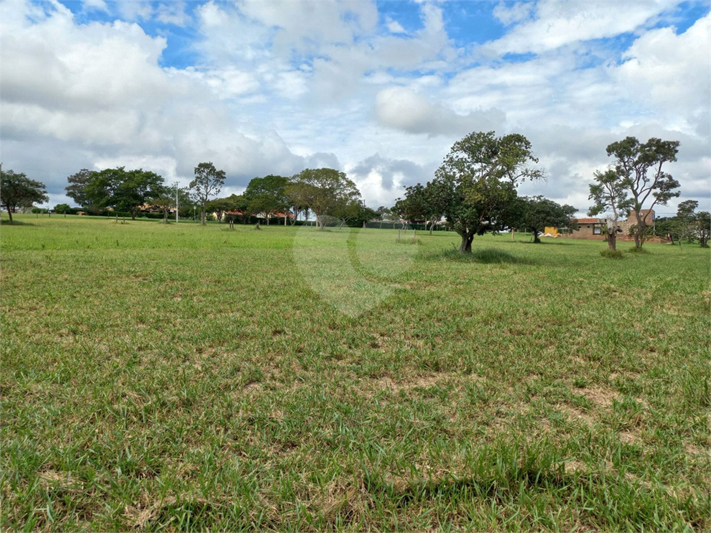 Loteamento Residencial em Condomínio