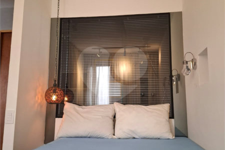 Apartamento moderno e mobiliado, 1 dormitório 1 banheiro, sala de star com varanda, cozinha americana, na Vila Olímpia.