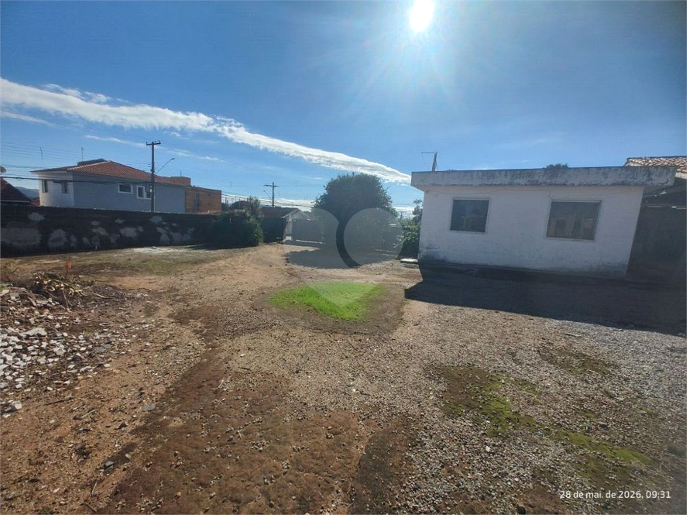 Terreno em Atibaia com 2.784 metros para construção de apartamentos ou salões comerciais, excelente localização