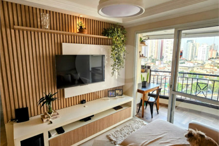 Apartamento à venda na Mooca com 73 m² com 3 dormitórios e 2 vagas. Aceita e estuda Permuta.