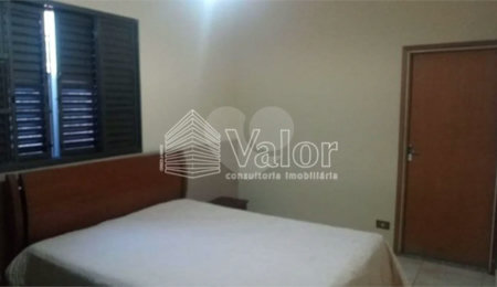 Casa à venda com 3 quartos, sendo 1 suíte,  em Jardim Medeiros, São Carlos, SP