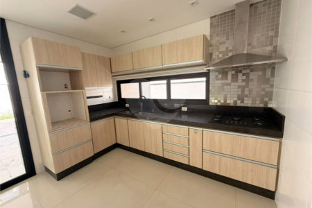 CASA À VENDA CONDOMINIO PORTAL BRAGANÇA | 4 SUÍTES | PISCINA