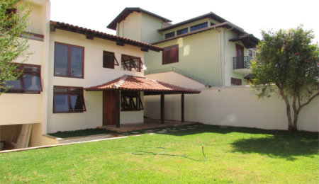 Casa para alugar com 4 quartos, sendo 2 suítes,  em Cidade São Francisco, São Paulo, SP