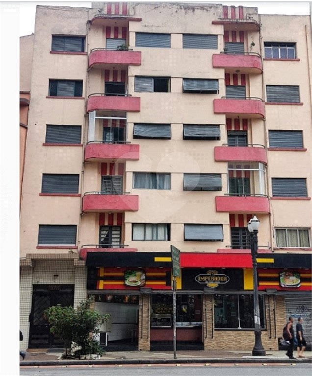 Apartamento Reformado à Venda no Edifício São José – Av. São João, São Paulo