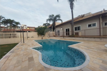 Casa Térrea Disponível para Locação e Venda no Condomínio Vilaggio Capriccio