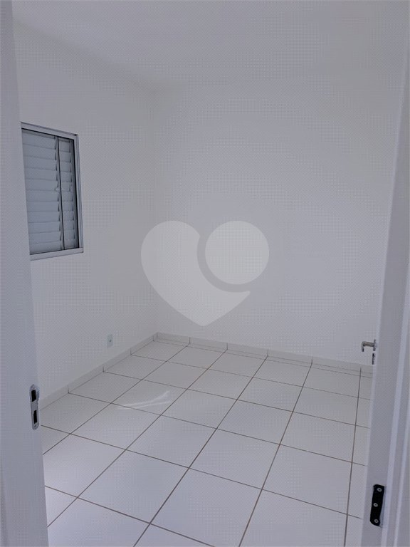 Apartamento novo para venda no Condomínio Residencial Vila das Orquídeas.