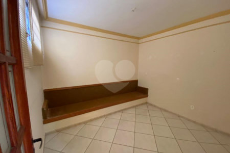 Casa no Jardim Hikare