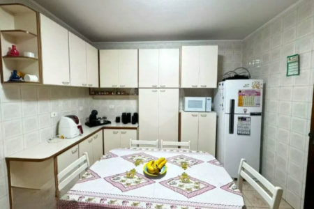 Casa com 124m² , 3 dormitórios , 4 vagas de garagem , à venda , na Vila Sacadura Cabral em Santo André.