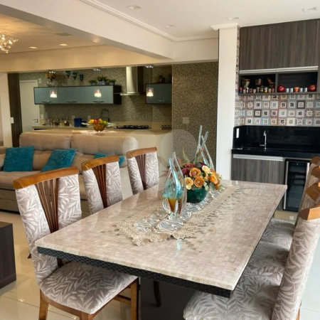 Apartamento com 125m², 3 quartos (suítes) e 3 vagas de garagem à venda no bairro Jd. São Caetano em São Caetano do Sul