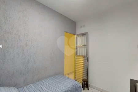 Casa à venda no Jardim Tango/Aricanduva com 3 quartos e 2 banheiros