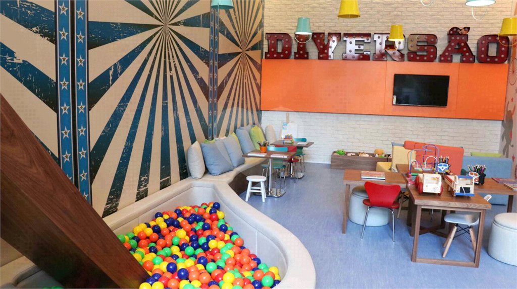 Excelente Apartamento para venda com 4 suítes, 4 vagas e lazer à venda na Vila Mariana!!