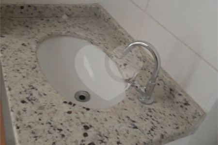 Indaiatuba - Torre Business -Venda e Locação - Escritório e WC , com area util de 39.16m² -R$ 385.000,00- Locação - R$ 2.600,00, mais condominio de R$ 317,,48 - iptu de R$ 110,63 - condominio para venda - R$ 503,86 - Complexo Office Premium de 3 torres de salas comerciais, um shopping