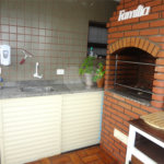 COBERTURA COM PISCINA E CHURRASQUEIRA NA CASA VERDE.