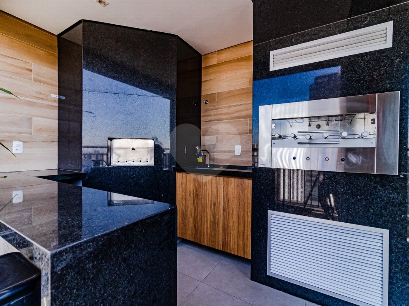 Studio à venda com 22m², 1 quarto, região da República, no Condomínio Think Home República