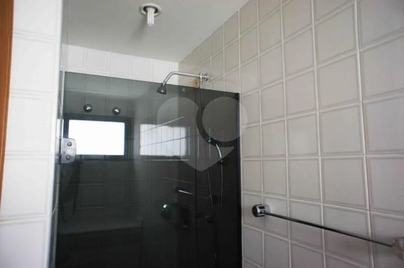 Apartamento para alugar com 4 quartos, sendo 3 suítes,  em Brooklin, São Paulo, SP