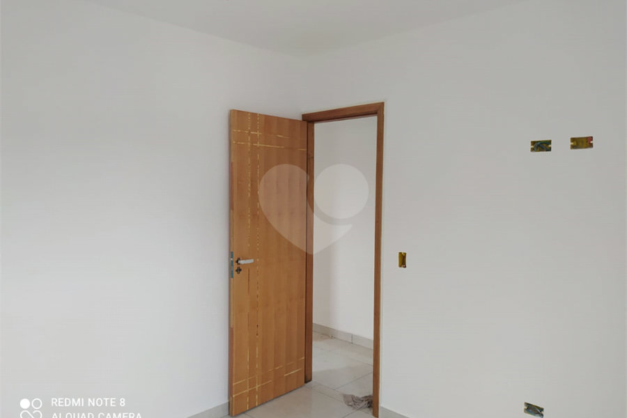 Apartamento de 48m2 localizado na Travessa da Av. Jaçanã 2 dorms