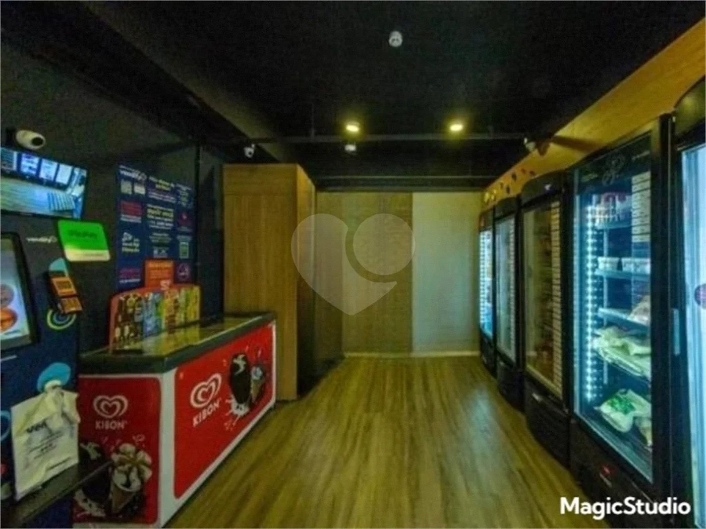 Apartamento com 68m², 2 dormitórios, 1 suíte, 1 vaga, à venda na Vila Ema.