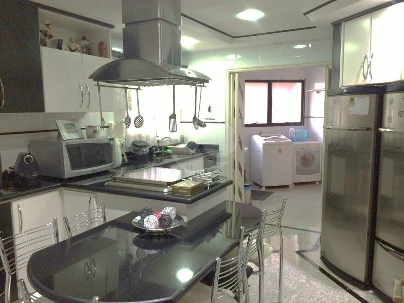 Apartamento na Saúde 126m² 3 dorm/3vagas Aceita permuta por imóvel na praia