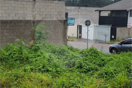 Terreno / Lote a Venda no Residencial Parque dos Pinheiros em Vinhedo/SP