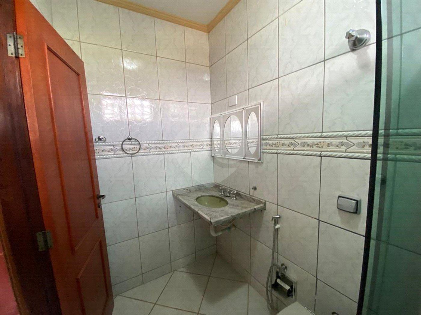 Casa no Jardim Hikare