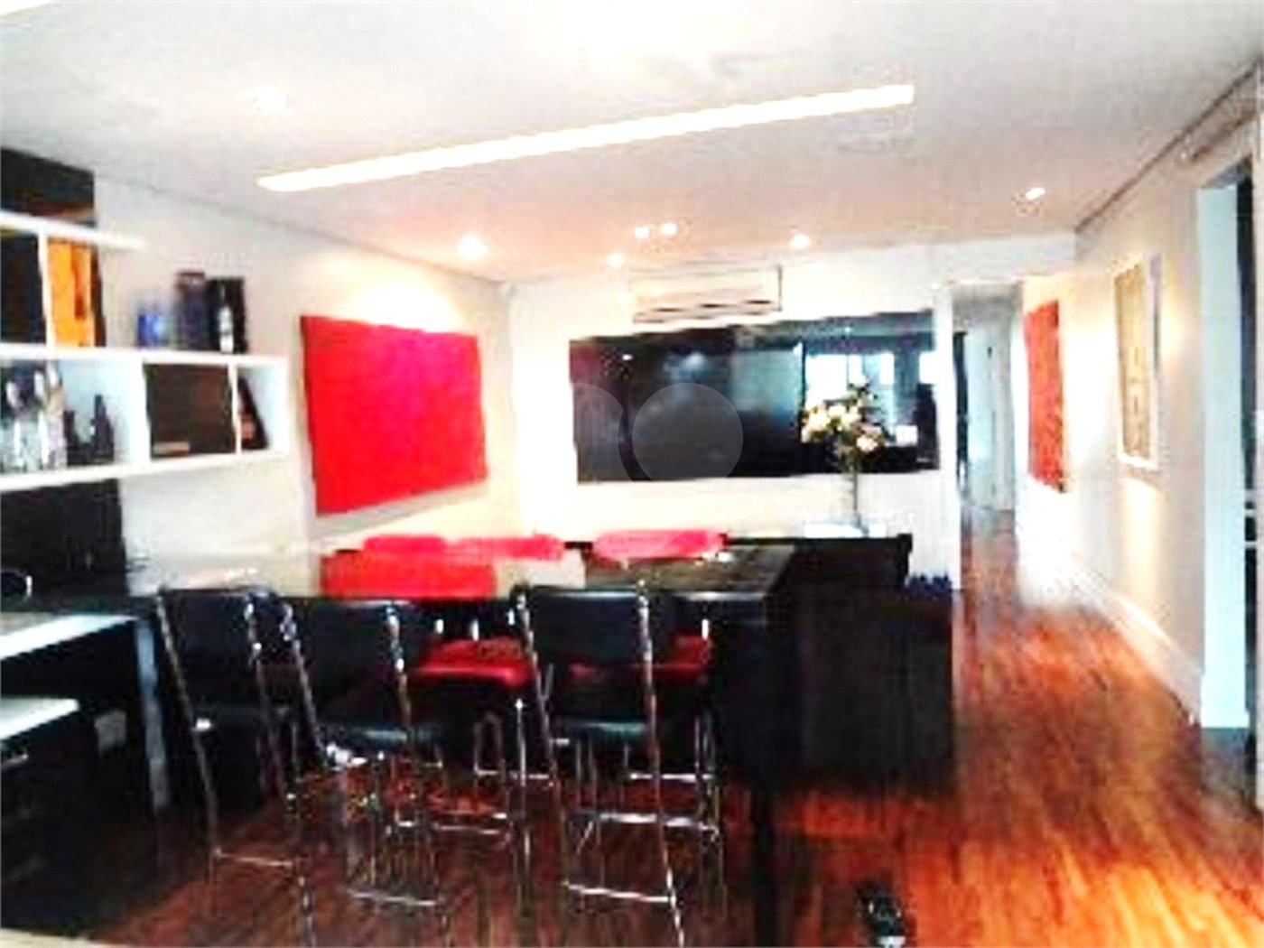 Magnífica Casa na Saúde c/470m2 - 4 Suites/6 Vagas de garagem/ Muito Requinte!