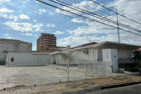 VENDA - Imóvel Comercial na Região Central de Indaiatuba com 741,63 m2 de construção, 1440,00 m2