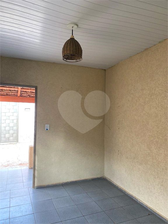 Casa térrea para venda na Vila Carmem
